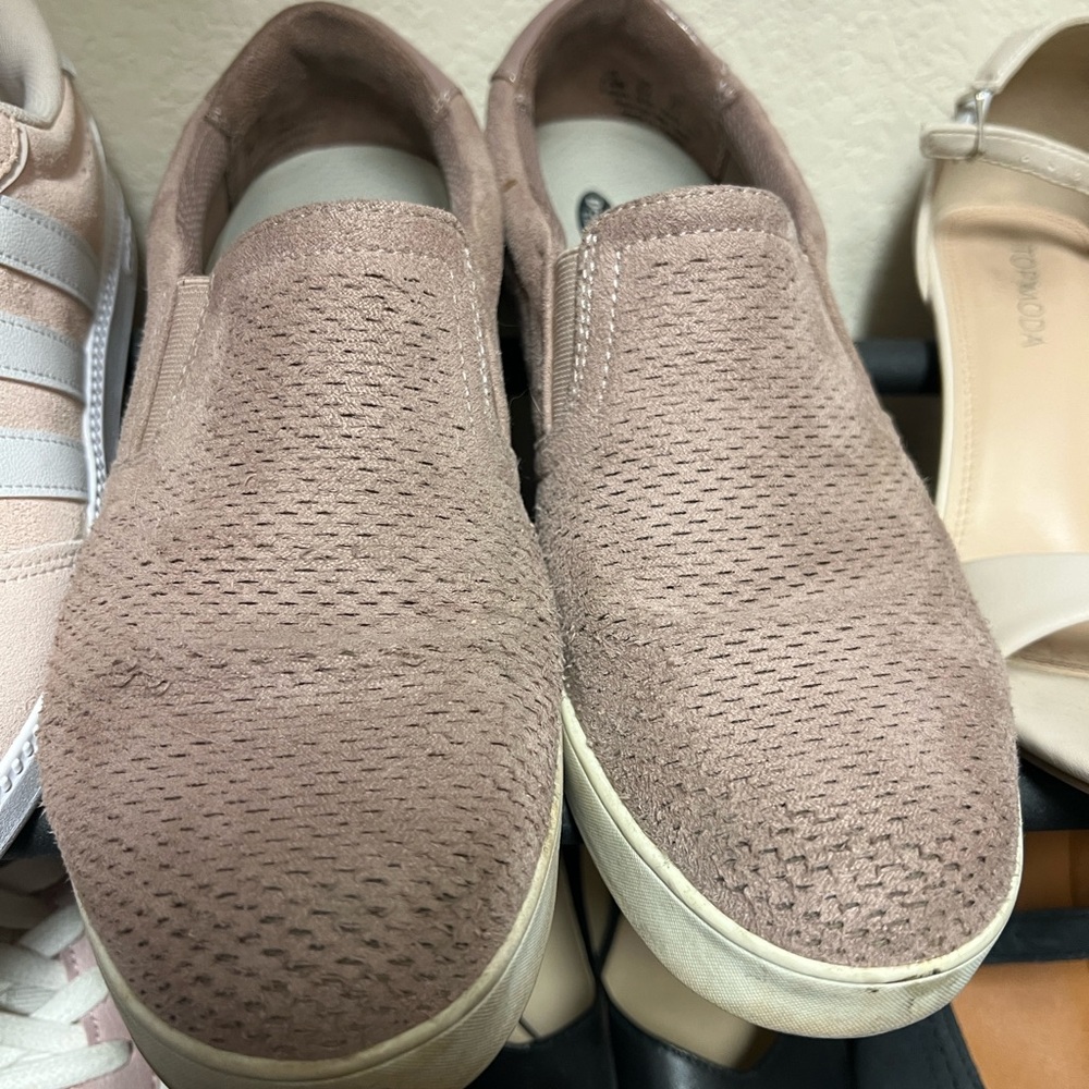 Dr. Scholl’s slip on shoes